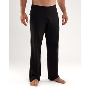 Lululemon Kung Fu Black Pant Size M
